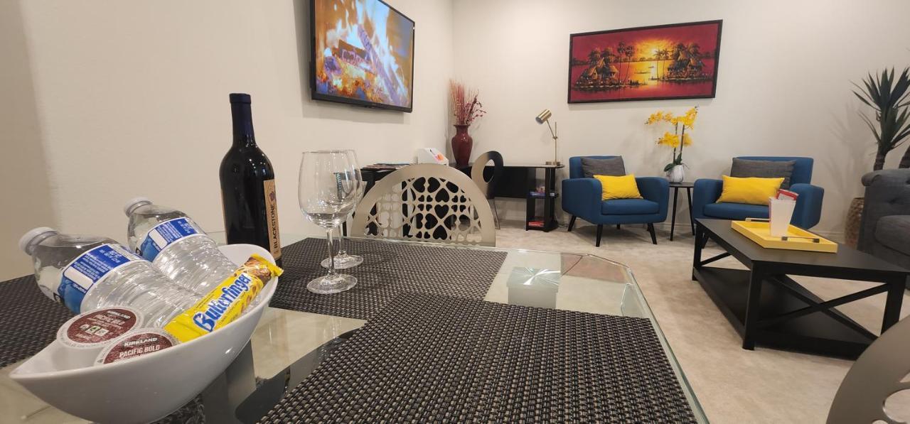 Private Lux Apartment In A New Community Fontana Extérieur photo