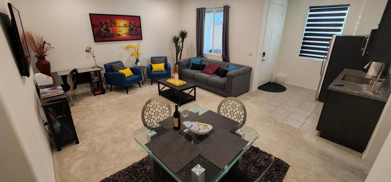 Private Lux Apartment In A New Community Fontana Extérieur photo
