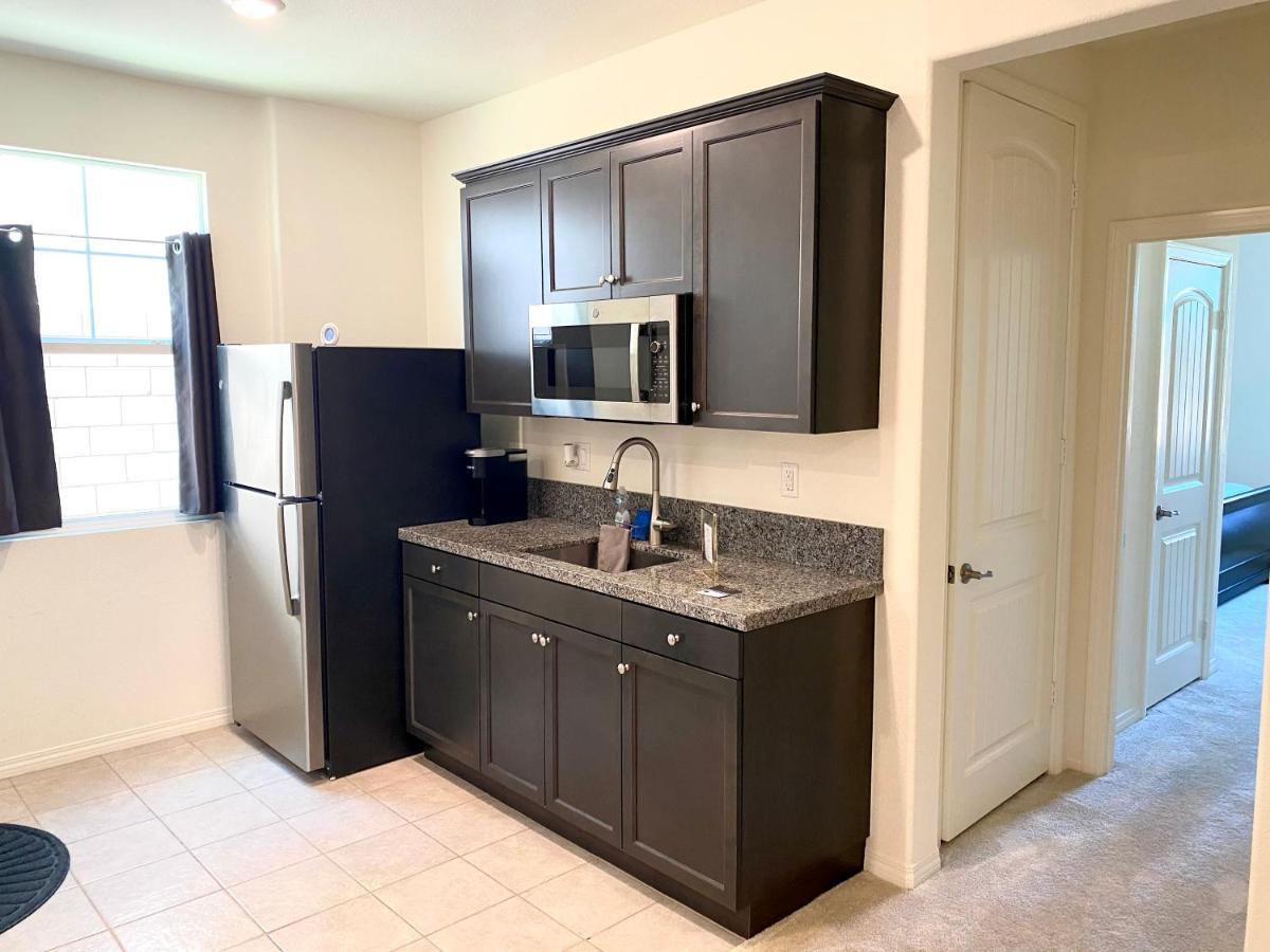 Private Lux Apartment In A New Community Fontana Extérieur photo